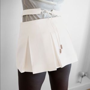 Maximilian
Off-White Mass Box Pleated Skirt